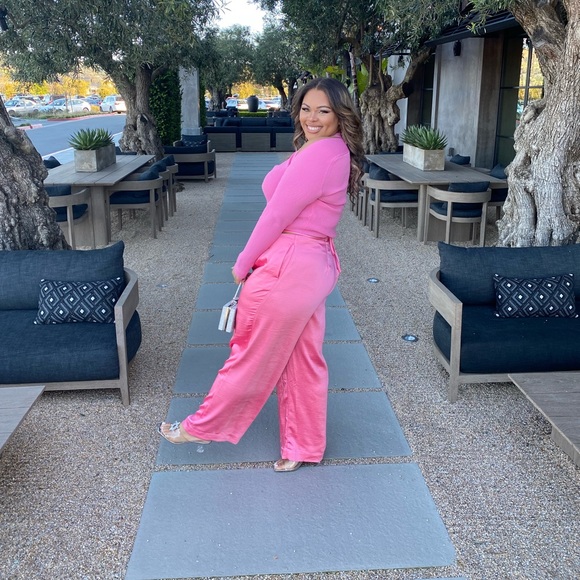 Forever 21 Pink Satin Wide Leg Pants - Picture 4 of 6